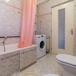 Geraeumige Lory Mit Meerblick By Interhome Apartmán