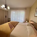 Apartmán Geraeumige Lory Mit Meerblick By Interhome