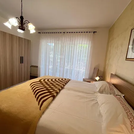 Διαμέρισμα Geraeumige Lory Mit Meerblick By Interhome